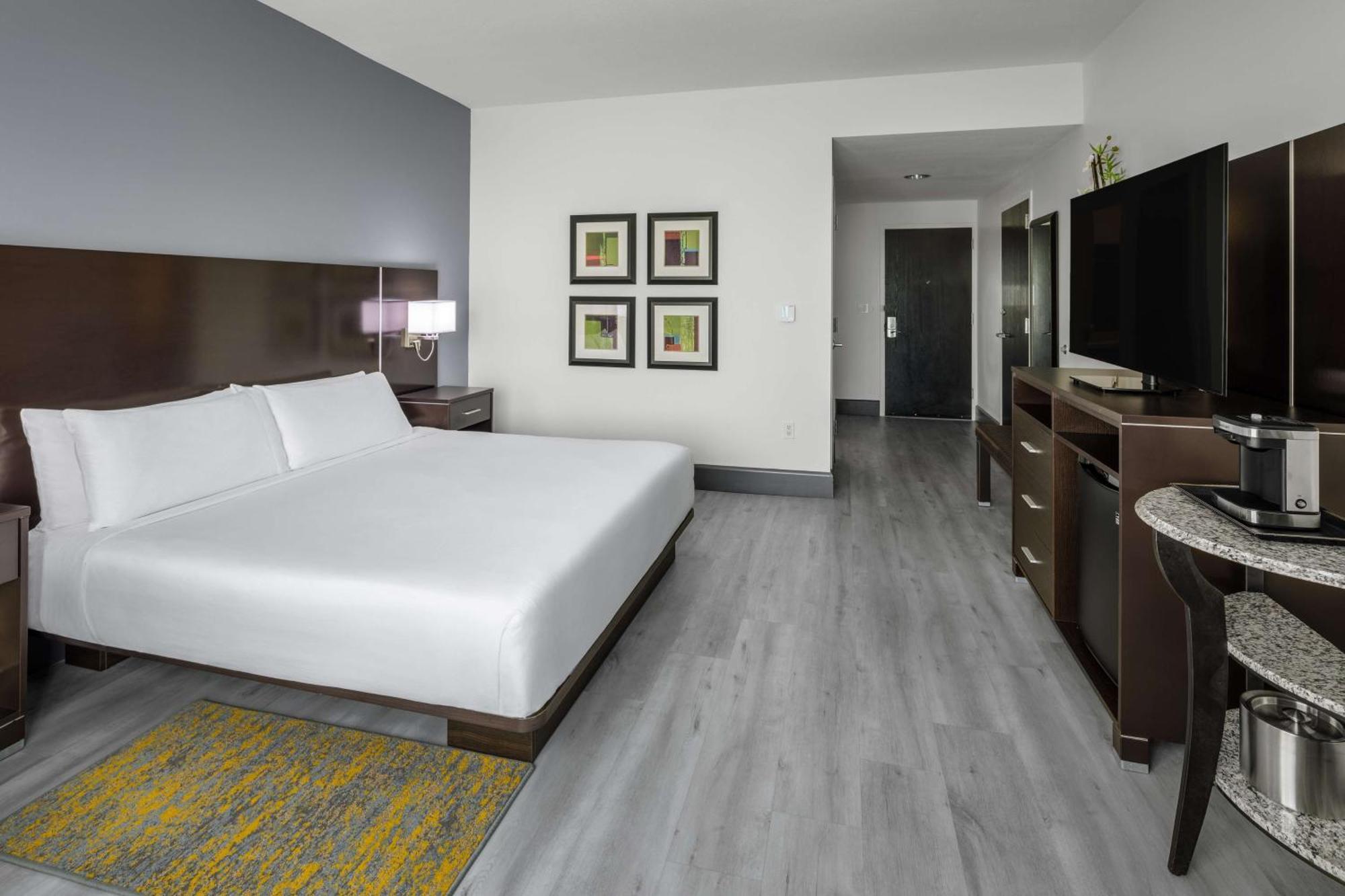 Отель Doubletree By Hilton Sarasota Bradenton Airport Экстерьер фото