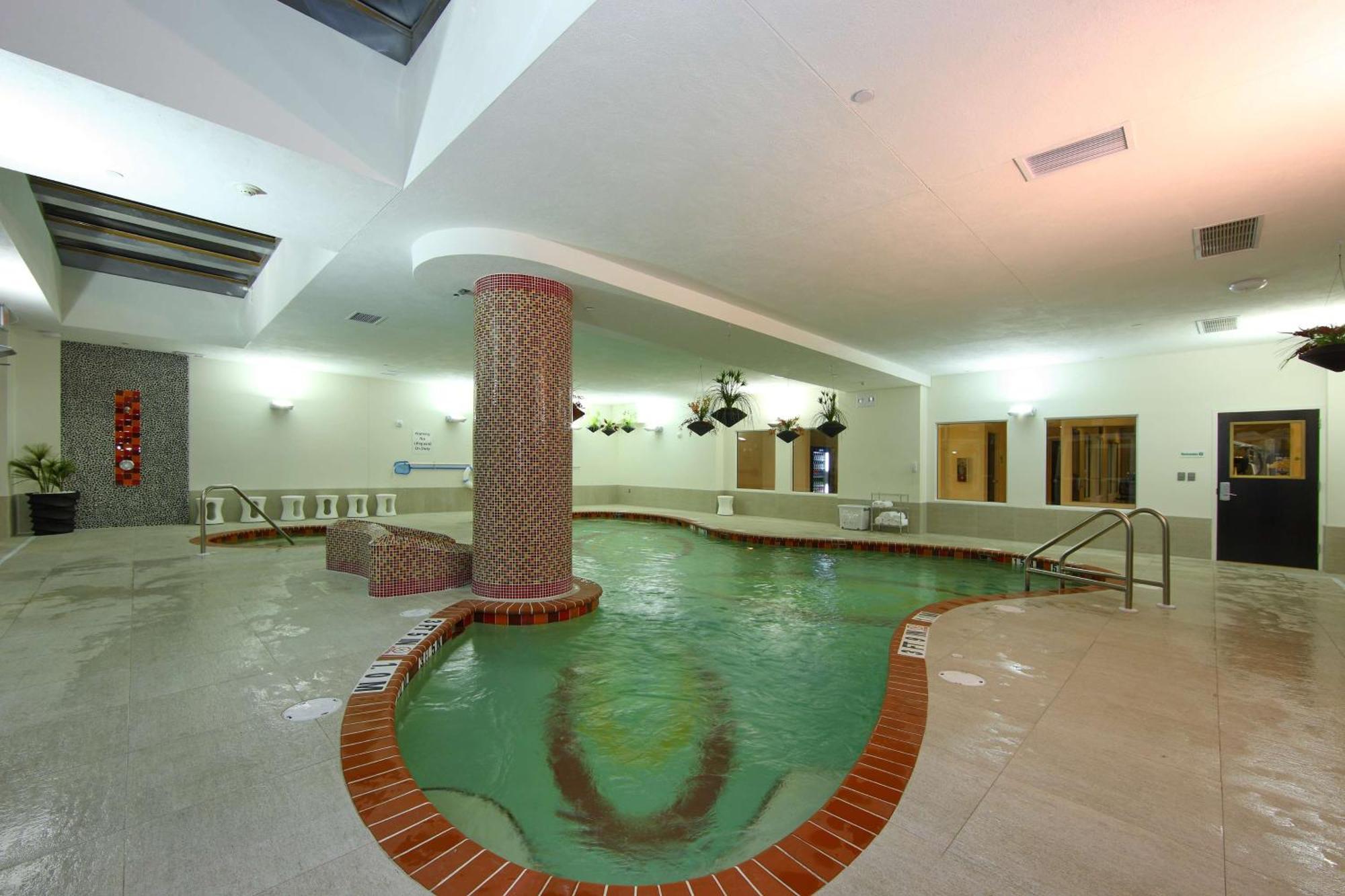 Отель Doubletree By Hilton Sarasota Bradenton Airport Экстерьер фото