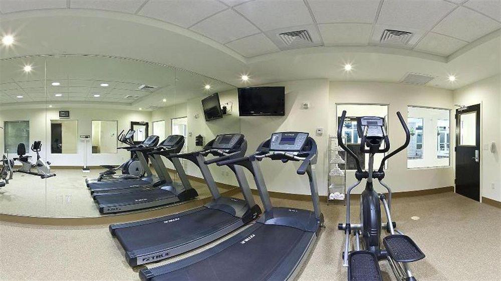 Отель Doubletree By Hilton Sarasota Bradenton Airport Экстерьер фото