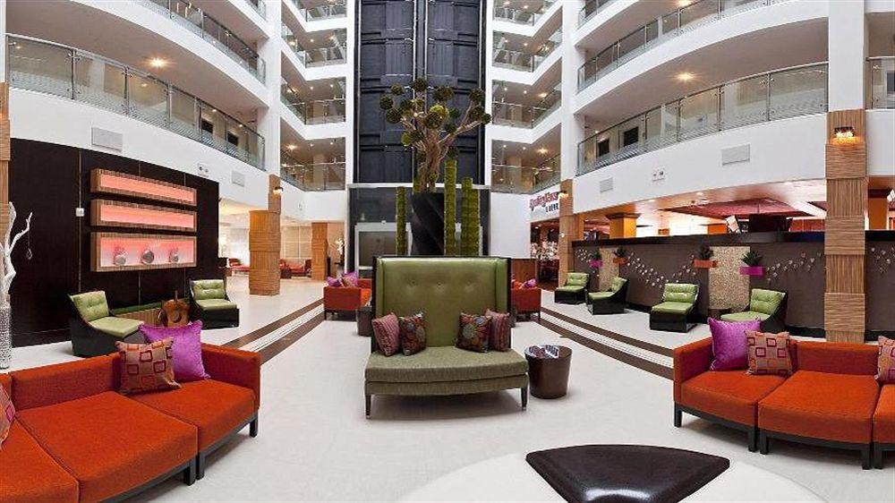 Отель Doubletree By Hilton Sarasota Bradenton Airport Экстерьер фото