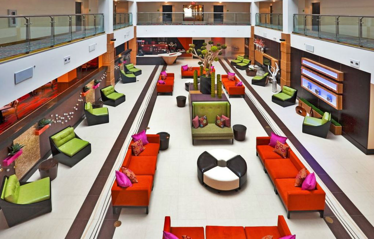 Отель Doubletree By Hilton Sarasota Bradenton Airport Экстерьер фото